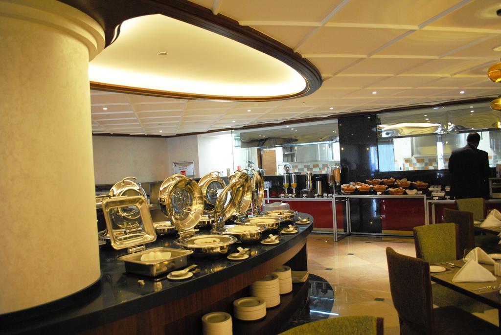 Raviz Center Point Hotel Dubai Exterior foto